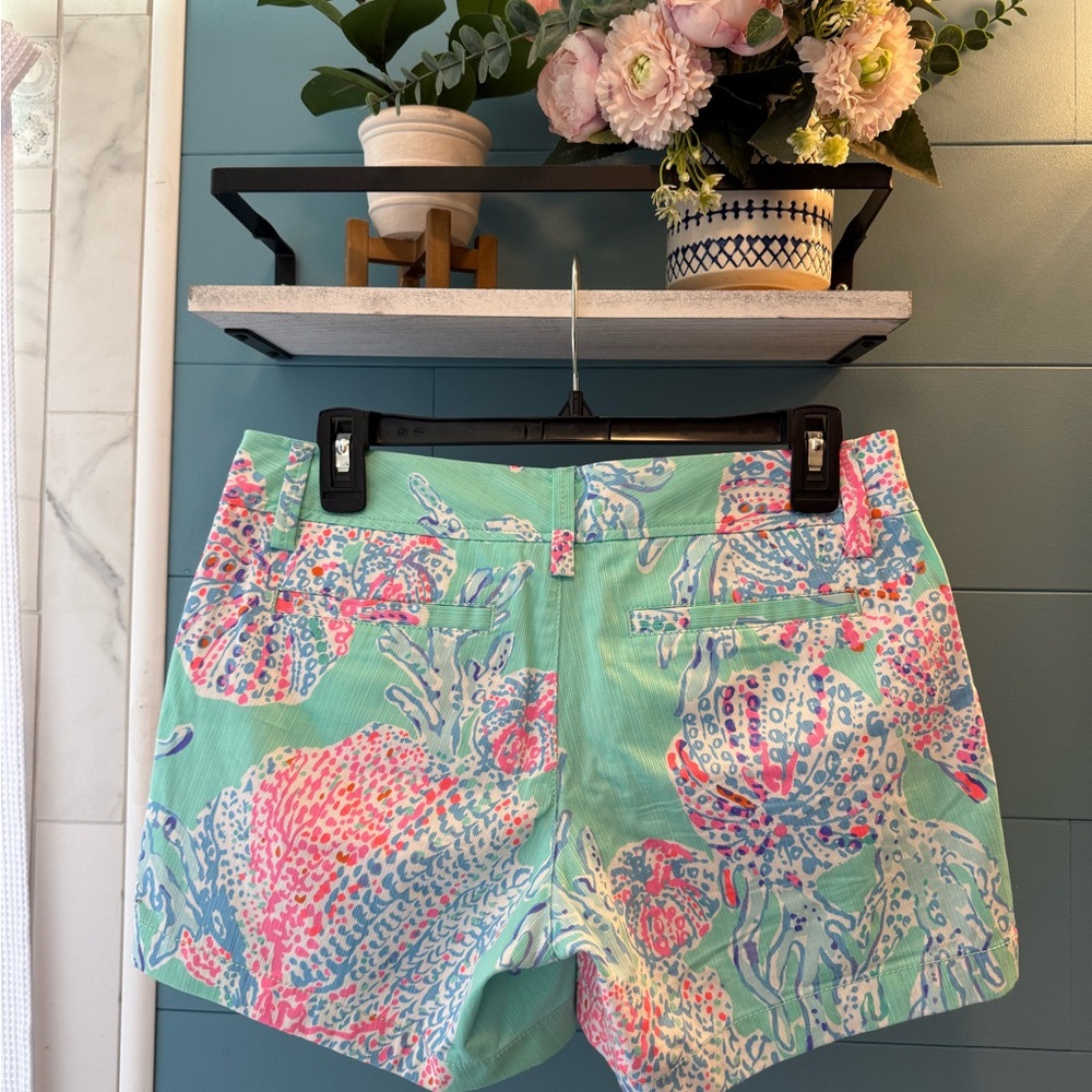 NWT Lilly Pulitzer Callahan Shorts Fansea Print Size 2 Aqua Pink Flat Front - Picture 4 of 11